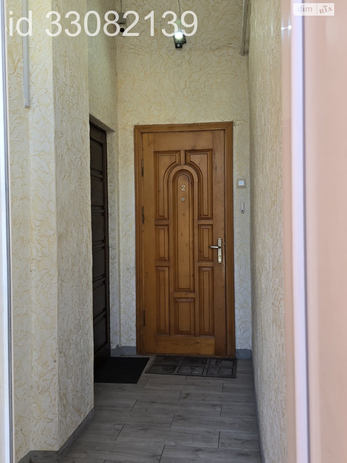 Продаж двокімнатної квартири в Чернівцях, на вул. Конституційна 14, кв. 1, район Шевченківський фото 1 Продаж двокімнатної квартири в Чернівцях, на вул. Конституційна 14, кв. 1, район Шевченківський фото 1