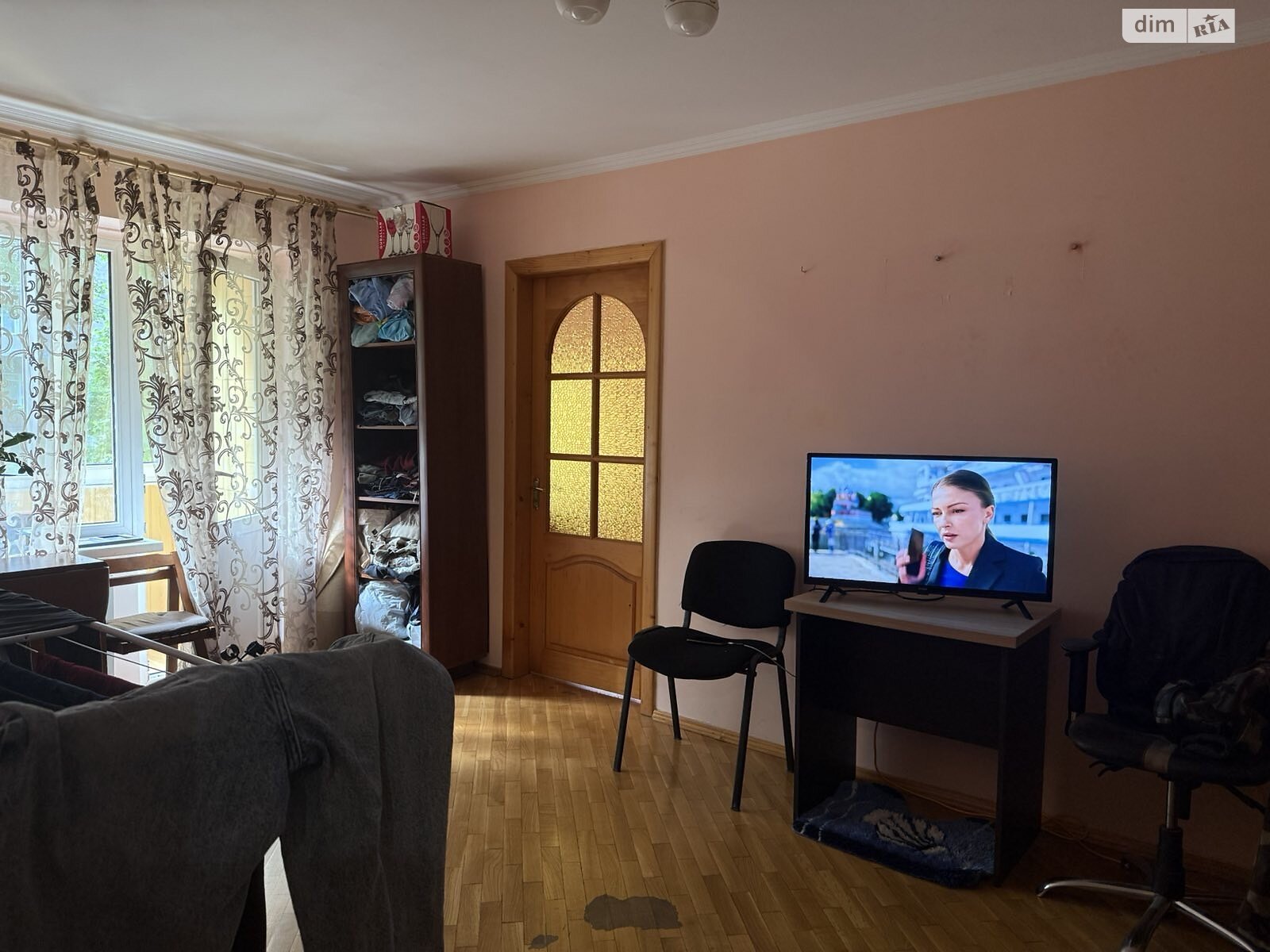 Продажа трехкомнатной квартиры в Черновцах, на ул. Коперника Николая, район Шевченковский фото 1 Продажа трехкомнатной квартиры в Черновцах, на ул. Коперника Николая, район Шевченковский фото 1