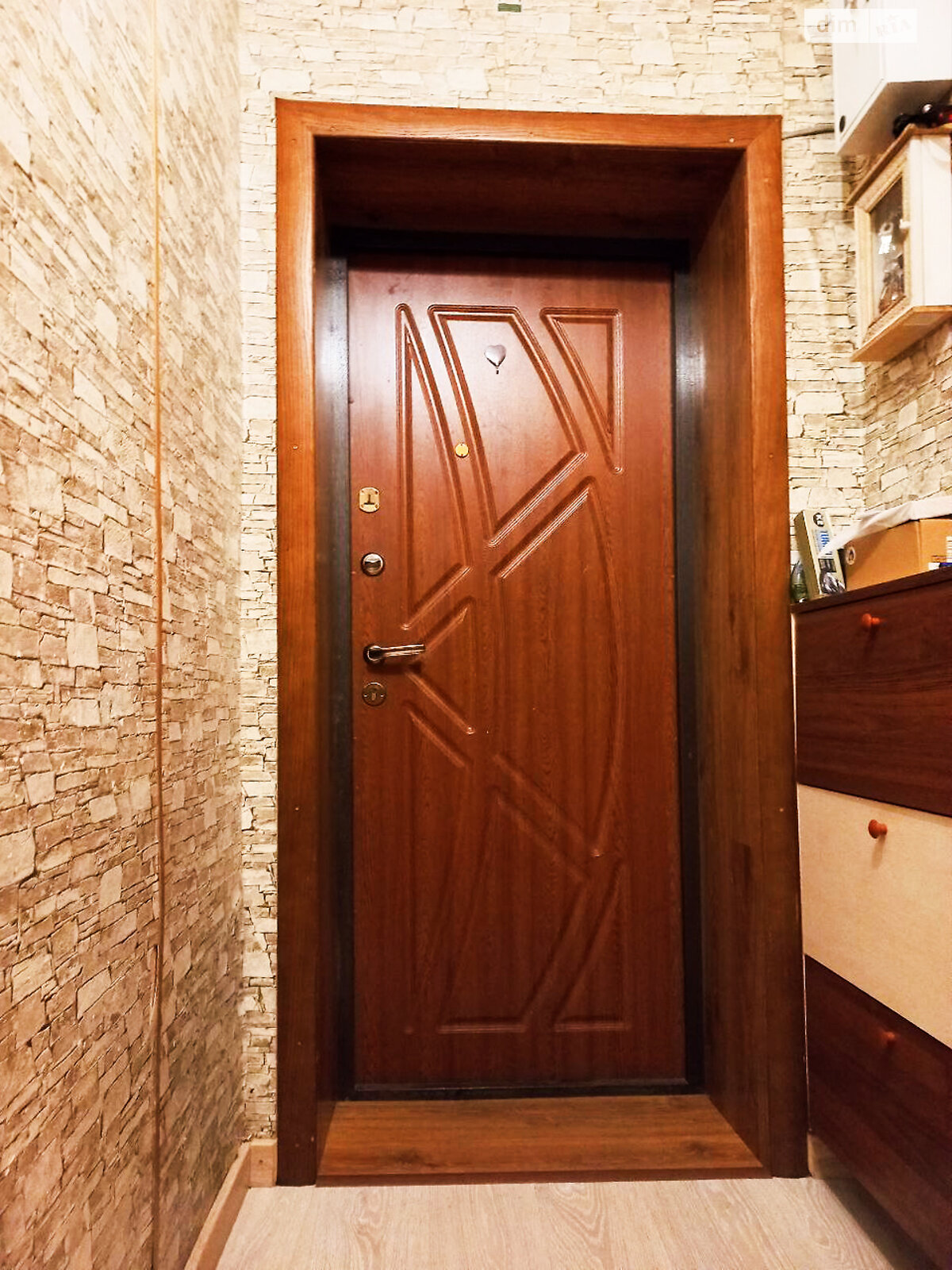 Продаж двокімнатної квартири в Чернівцях, на вул. Миколайчука Івана, район Шевченківський фото 1 Продаж двокімнатної квартири в Чернівцях, на вул. Миколайчука Івана, район Шевченківський фото 1