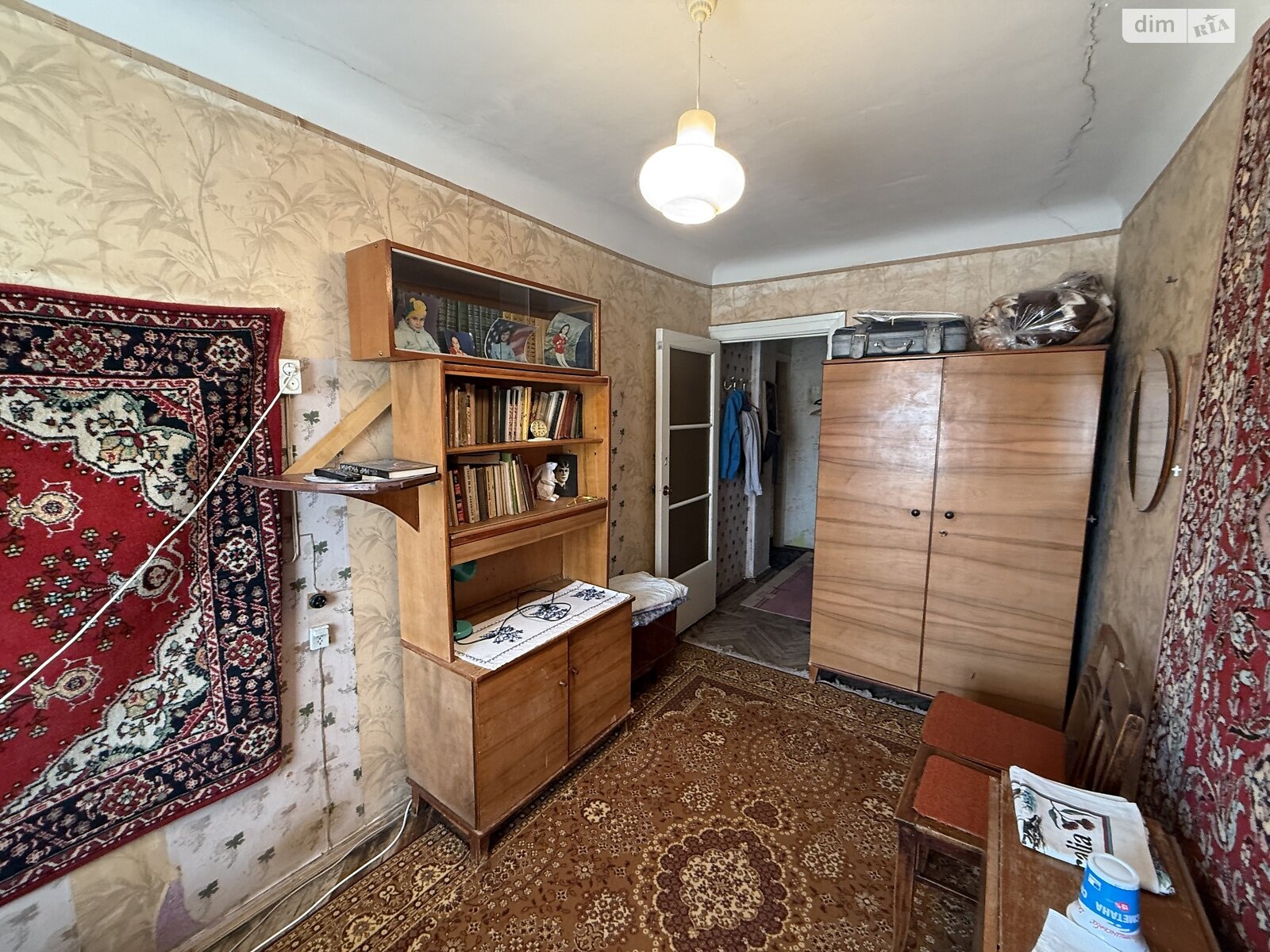 Продажа многокомнатной квартиры в Черновцах, на просп. Независимости, район Шевченковский фото 1 Продажа многокомнатной квартиры в Черновцах, на просп. Независимости, район Шевченковский фото 1