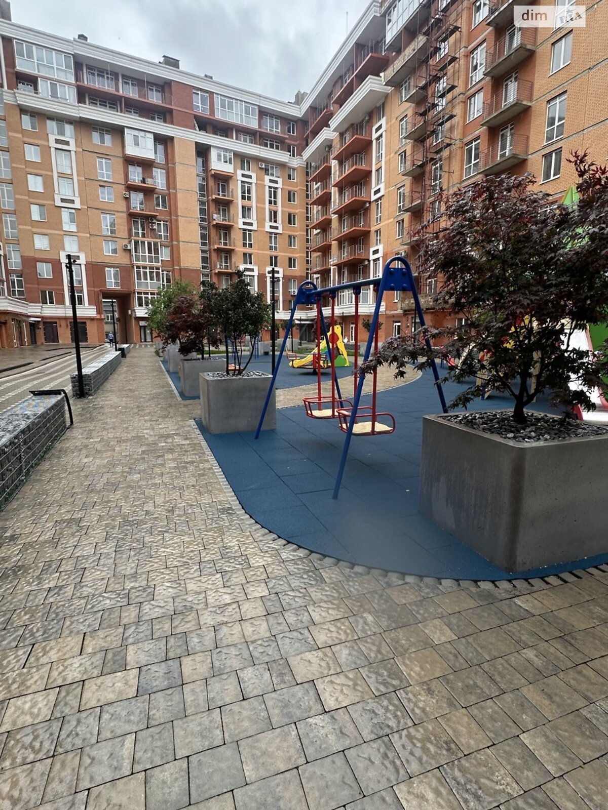 Продажа пятикомнатной квартиры в Черновцах, на просп. Независимости 106А, кв. 123, район Шевченковский фото 1 Продажа пятикомнатной квартиры в Черновцах, на просп. Независимости 106А, кв. 123, район Шевченковский фото 1