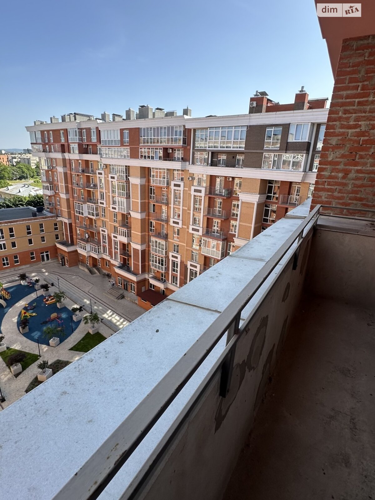 Продаж п`ятикімнатної квартири в Чернівцях, на просп. Незалежності 106А, кв. 123, район Шевченківський фото 1 Продаж п`ятикімнатної квартири в Чернівцях, на просп. Незалежності 106А, кв. 123, район Шевченківський фото 1