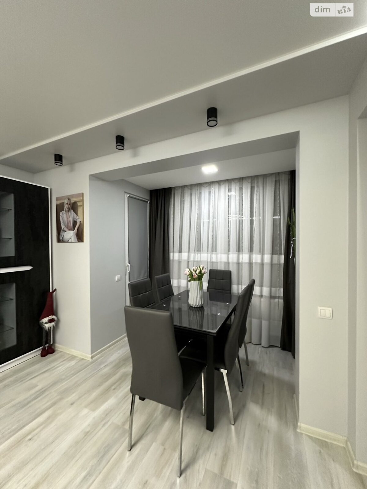 Продажа трехкомнатной квартиры в Черновцах, на просп. Независимости 116А, район Шевченковский фото 1 Продажа трехкомнатной квартиры в Черновцах, на просп. Независимости 116А, район Шевченковский фото 1