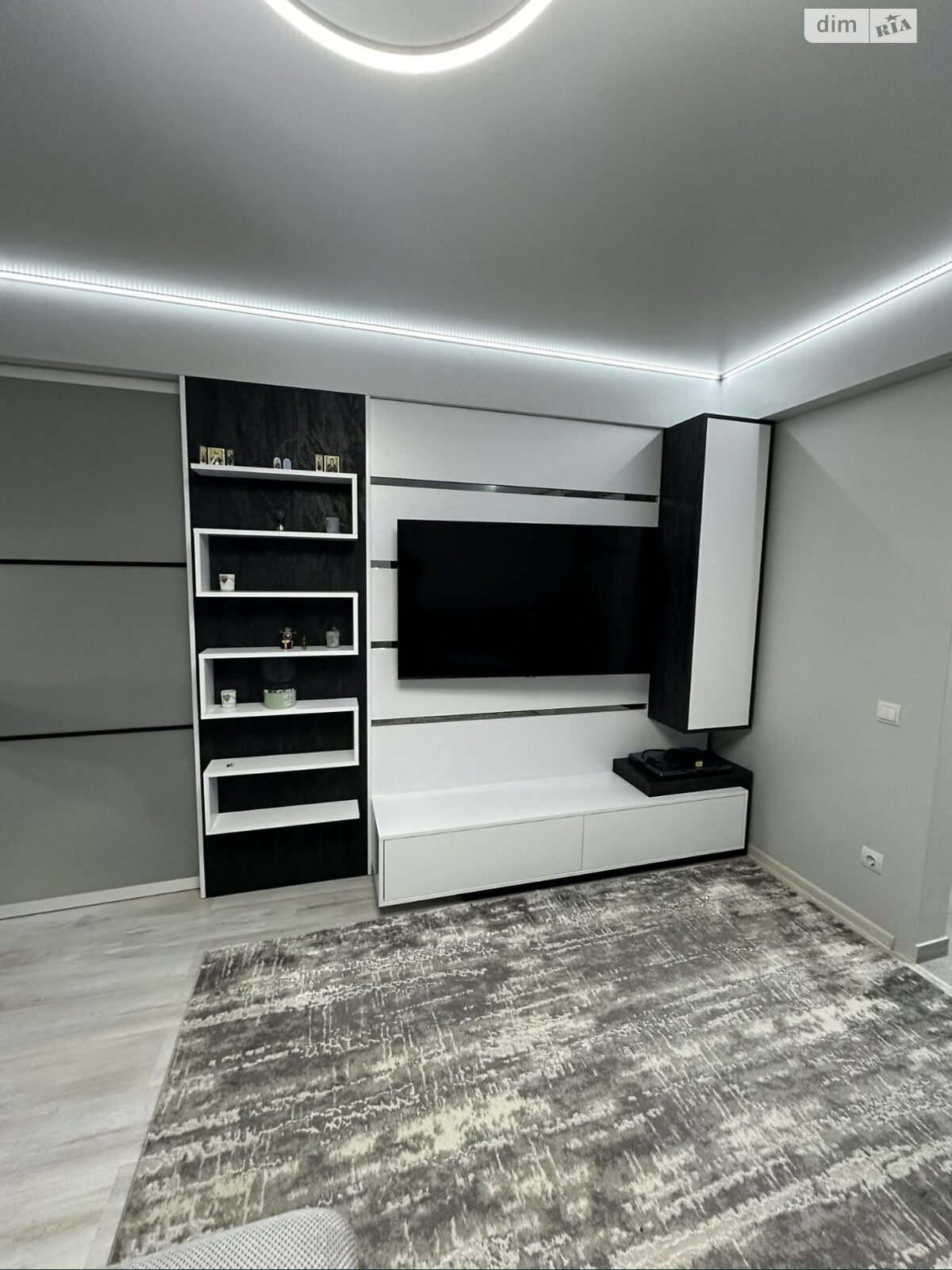 Продажа трехкомнатной квартиры в Черновцах, на просп. Независимости 116А, район Шевченковский фото 1 Продажа трехкомнатной квартиры в Черновцах, на просп. Независимости 116А, район Шевченковский фото 1