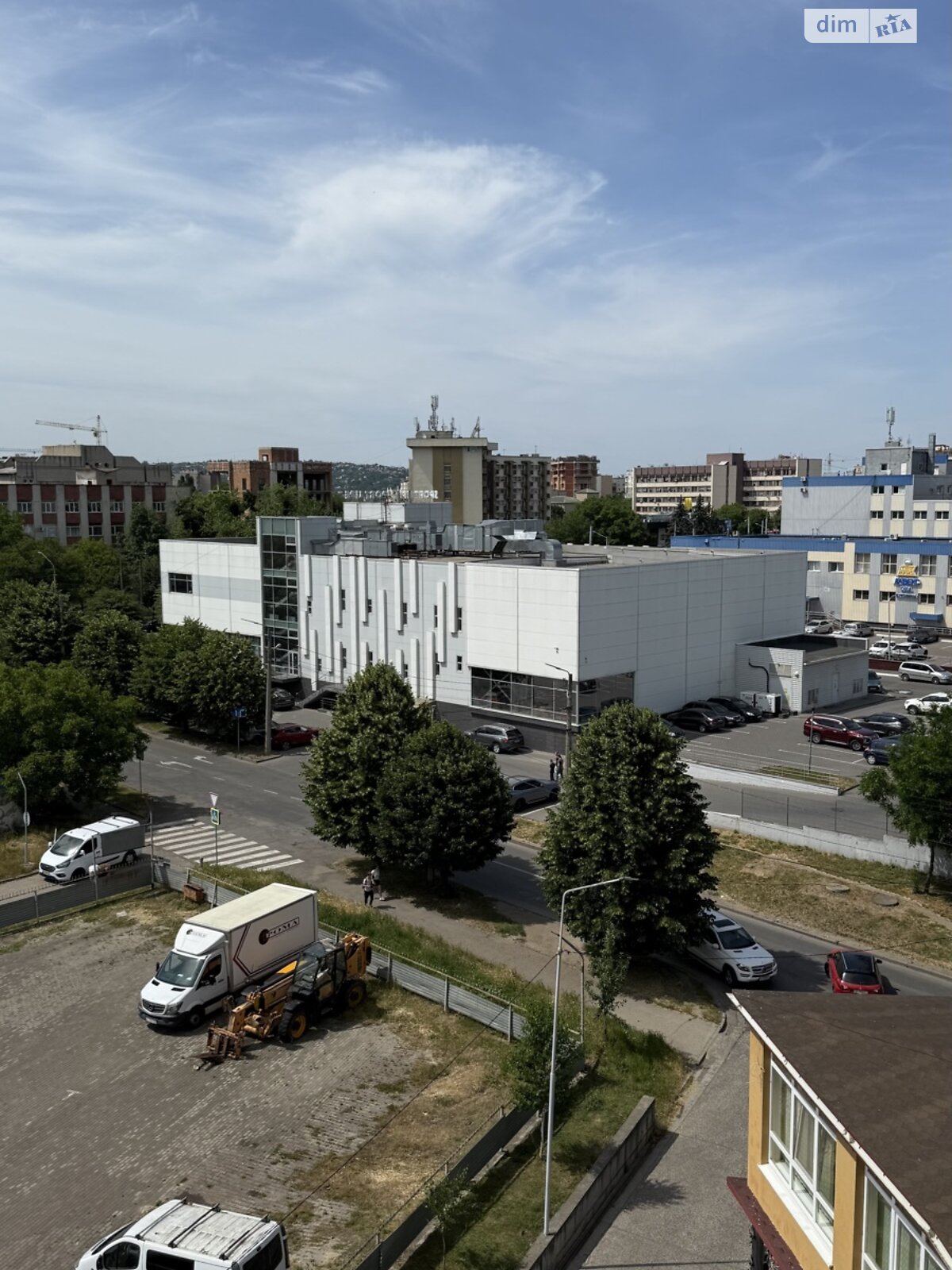 Продажа трехкомнатной квартиры в Черновцах, на ул. Орлика Филиппа 2А, район Шевченковский фото 1 Продажа трехкомнатной квартиры в Черновцах, на ул. Орлика Филиппа 2А, район Шевченковский фото 1