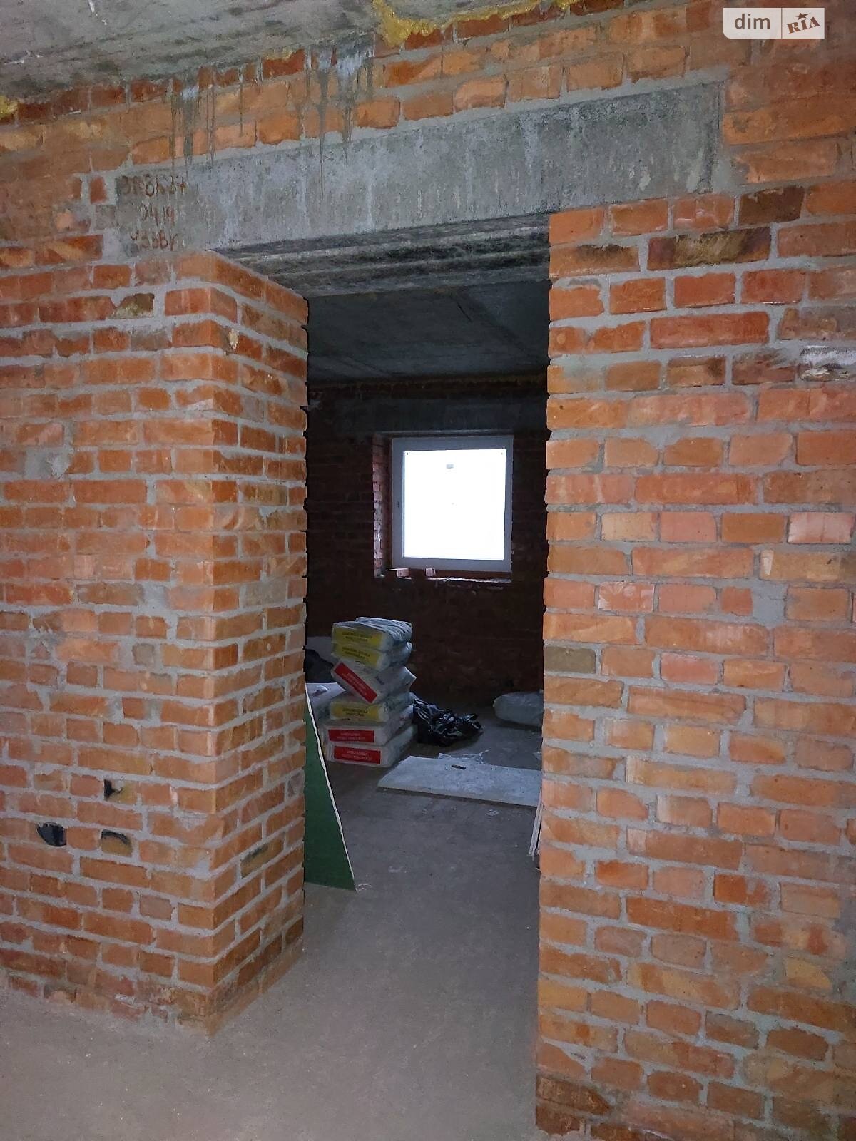 Продаж трикімнатної квартири в Чернівцях, на вул. Рівненська, район Шевченківський фото 1 Продаж трикімнатної квартири в Чернівцях, на вул. Рівненська, район Шевченківський фото 1
