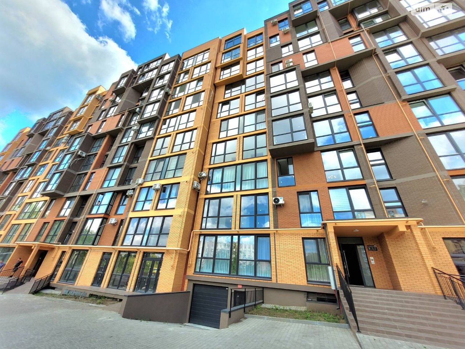 Продажа двухкомнатной квартиры в Черновцах, на ул. Ровенская 8А, район Шевченковский фото 1 Продажа двухкомнатной квартиры в Черновцах, на ул. Ровенская 8А, район Шевченковский фото 1