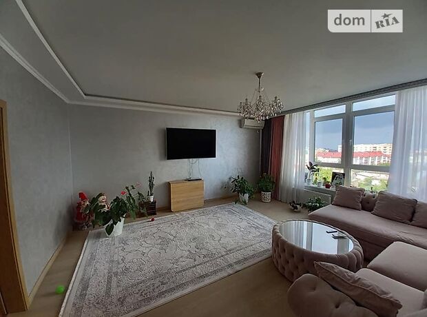 Продажа трехкомнатной квартиры в Черновцах, на ул. Щербанюк Александра Героя Украины 75, район Шевченковский фото 1 Продажа трехкомнатной квартиры в Черновцах, на ул. Щербанюк Александра Героя Украины 75, район Шевченковский фото 1