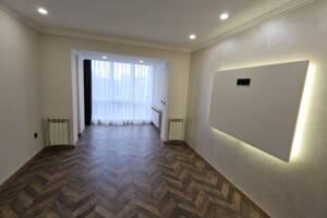 Продажа двухкомнатной квартиры в Черновцах, на ул. Сергея Скальда 31АБ, район Шевченковский фото 2