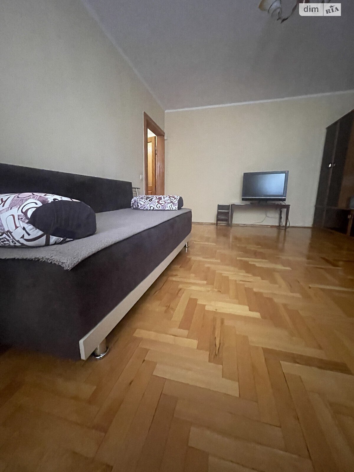 Продажа четырехкомнатной квартиры в Черновцах, на ул. Сергея Скальда 31АБ, район Шевченковский фото 1 Продажа четырехкомнатной квартиры в Черновцах, на ул. Сергея Скальда 31АБ, район Шевченковский фото 1