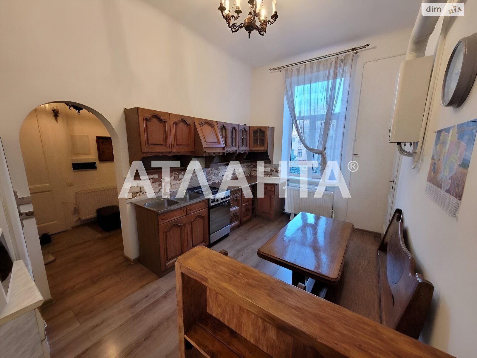 Продаж трикімнатної квартири в Чернівцях, на вул. Сковороди Григорія, район Шевченківський фото 1 Продаж трикімнатної квартири в Чернівцях, на вул. Сковороди Григорія, район Шевченківський фото 1