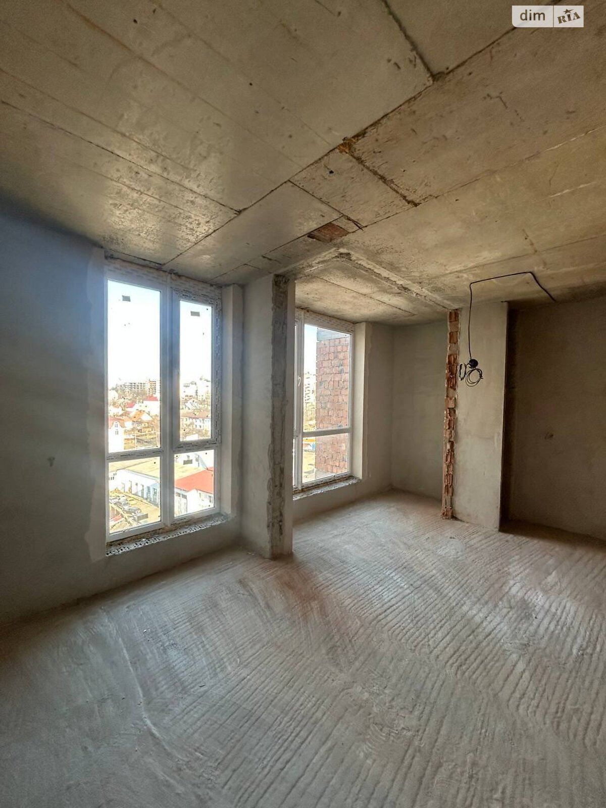 Продажа трехкомнатной квартиры в Черновцах, на ул. Сторожинецкая 43, район Шевченковский фото 1 Продажа трехкомнатной квартиры в Черновцах, на ул. Сторожинецкая 43, район Шевченковский фото 1