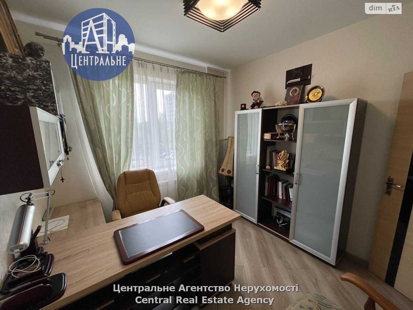 Продаж трикімнатної квартири в Чернівцях, на вул. Воробкевича Сидора, район Шевченківський фото 1 Продаж трикімнатної квартири в Чернівцях, на вул. Воробкевича Сидора, район Шевченківський фото 1