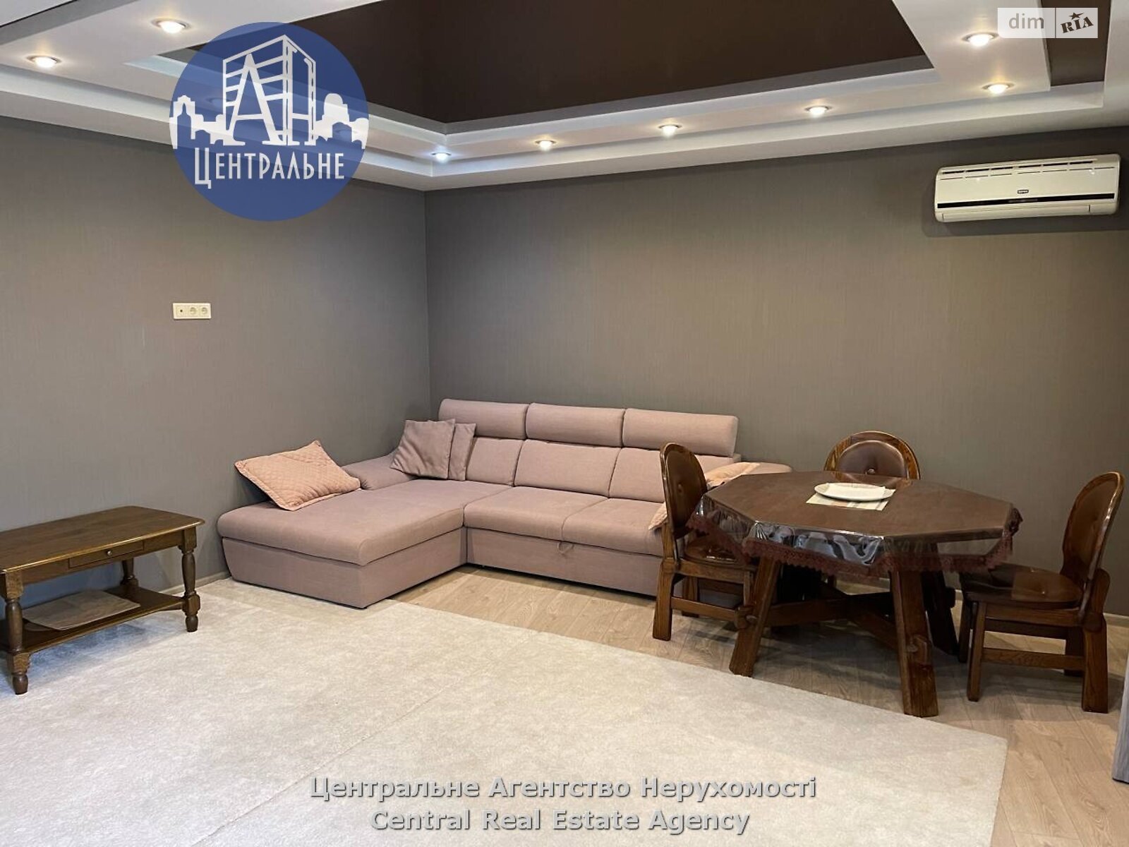 Продаж трикімнатної квартири в Чернівцях, на вул. Воробкевича Сидора, район Шевченківський фото 1 Продаж трикімнатної квартири в Чернівцях, на вул. Воробкевича Сидора, район Шевченківський фото 1