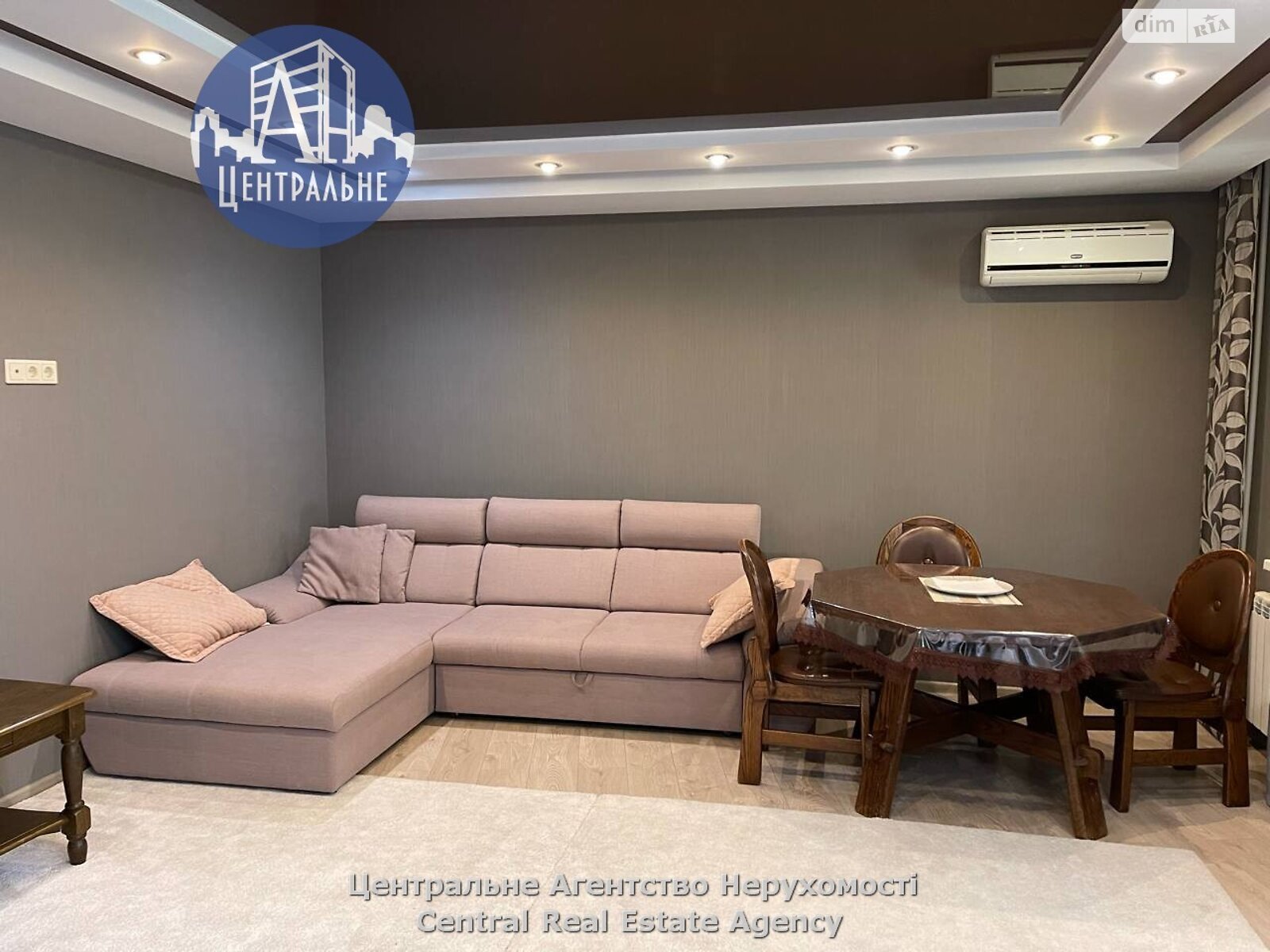 Продаж трикімнатної квартири в Чернівцях, на вул. Воробкевича Сидора, район Шевченківський фото 1 Продаж трикімнатної квартири в Чернівцях, на вул. Воробкевича Сидора, район Шевченківський фото 1