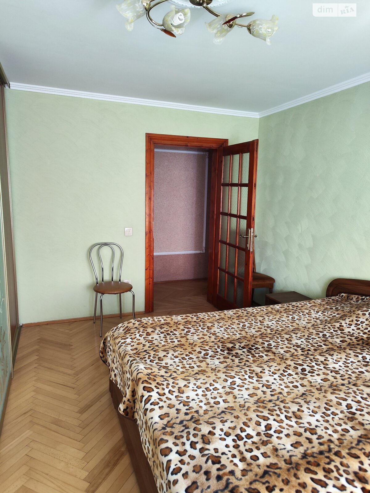 Продаж чотирикімнатної квартири в Чернівцях, на вул. Південно-Кільцева 11, район Шевченківський фото 1 Продаж чотирикімнатної квартири в Чернівцях, на вул. Південно-Кільцева 11, район Шевченківський фото 1