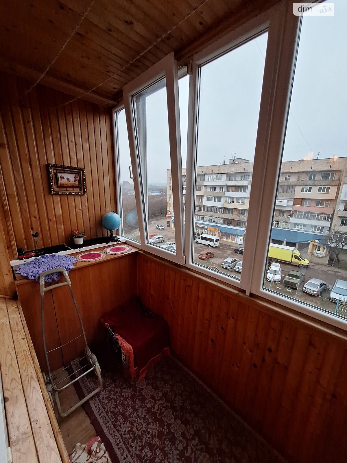 Продаж трикімнатної квартири в Чернівцях, на вул. Південно-Кільцева 1В, район Шевченківський фото 1 Продаж трикімнатної квартири в Чернівцях, на вул. Південно-Кільцева 1В, район Шевченківський фото 1