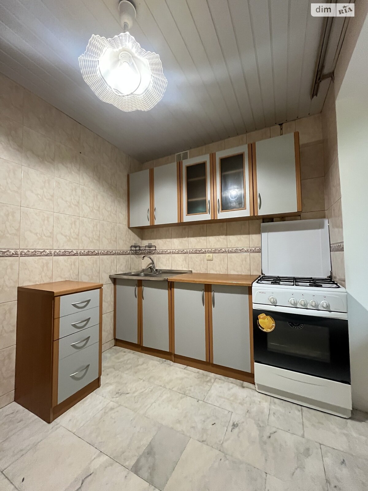 Продаж двокімнатної квартири в Чернівцях, на вул. Південно-Кільцева, район Шевченківський фото 1 Продаж двокімнатної квартири в Чернівцях, на вул. Південно-Кільцева, район Шевченківський фото 1