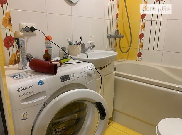 Продаж двокімнатної квартири в Чернівцях на вул. 28 Червня район Центр фото 1 Продаж двокімнатної квартири в Чернівцях на вул. 28 Червня район Центр фото 1