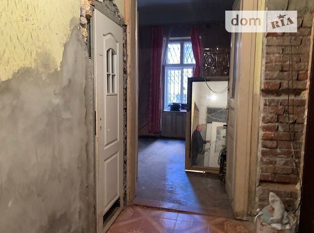 Продаж двокімнатної квартири в Чернівцях на Ватутина Степана Бандеры район Центр фото 1 Продаж двокімнатної квартири в Чернівцях на Ватутина Степана Бандеры район Центр фото 1