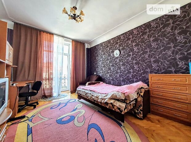 Продажа двухкомнатной квартиры в Черновцах, на ул. Бандеры Степана (Ватутина) район Центр фото 1 Продажа двухкомнатной квартиры в Черновцах, на ул. Бандеры Степана (Ватутина) район Центр фото 1