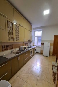 Продажа четырехкомнатной квартиры в Черновцах, на ул. Доброго Александра, район Центр фото 2