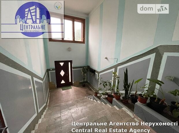 Продаж п`ятикімнатної квартири в Чернівцях на 1-й пров. Кармелюка Устима район Центр фото 1 Продаж п`ятикімнатної квартири в Чернівцях на 1-й пров. Кармелюка Устима район Центр фото 1