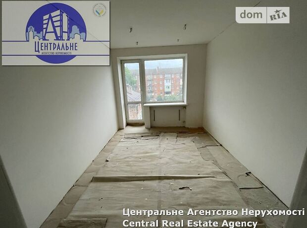 Продаж п`ятикімнатної квартири в Чернівцях на 1-й пров. Кармелюка Устима район Центр фото 1 Продаж п`ятикімнатної квартири в Чернівцях на 1-й пров. Кармелюка Устима район Центр фото 1