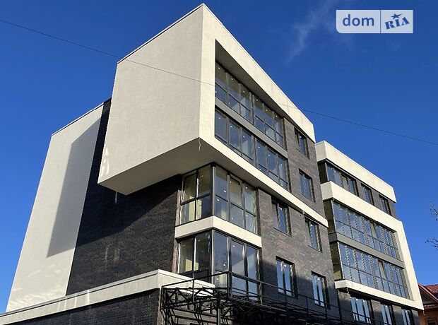 Продаж двокімнатної квартири в Чернівцях на вул. Кобринської Наталії 7б район Центр фото 1 Продаж двокімнатної квартири в Чернівцях на вул. Кобринської Наталії 7б район Центр фото 1