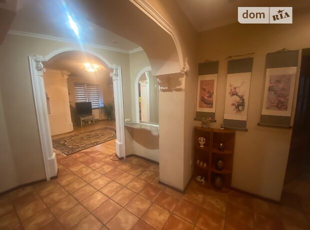 Продаж трикімнатної квартири в Чернівцях на вул. Кобилиці Лук'яна 67а район Центр фото 1 Продаж трикімнатної квартири в Чернівцях на вул. Кобилиці Лук'яна 67а район Центр фото 1
