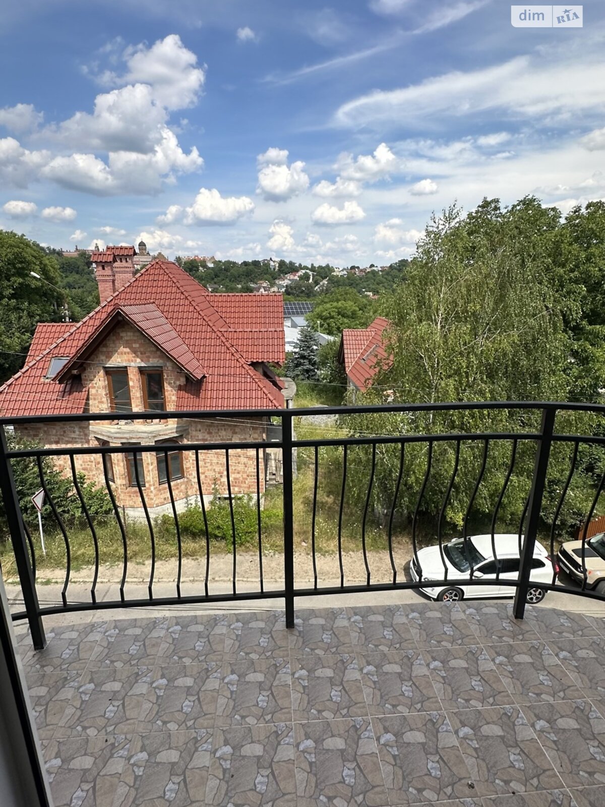 Продажа трехкомнатной квартиры в Черновцах, на ул. Рыбалка Павла маршала 5, кв. 15, район Центр фото 1 Продажа трехкомнатной квартиры в Черновцах, на ул. Рыбалка Павла маршала 5, кв. 15, район Центр фото 1