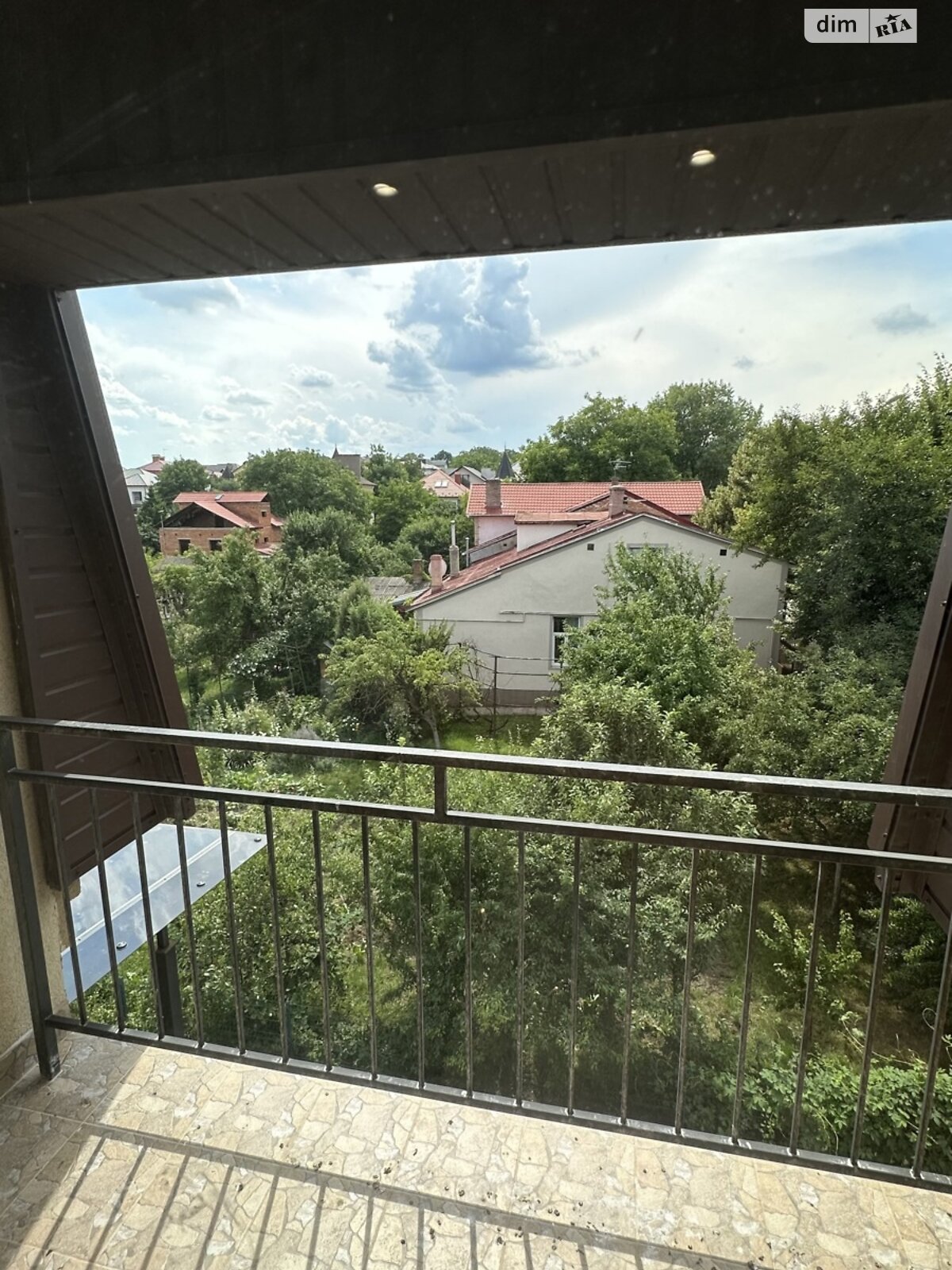 Продажа трехкомнатной квартиры в Черновцах, на ул. Рыбалка Павла маршала 5, кв. 15, район Центр фото 1 Продажа трехкомнатной квартиры в Черновцах, на ул. Рыбалка Павла маршала 5, кв. 15, район Центр фото 1