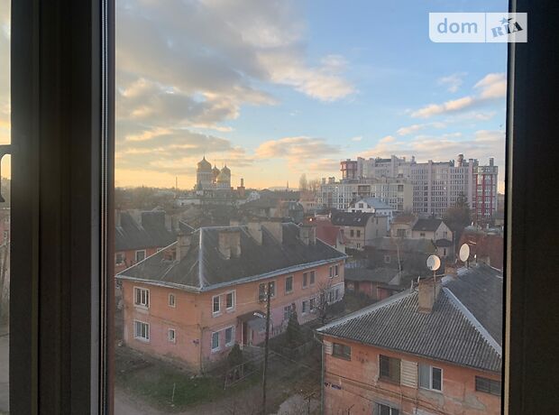 Продаж п`ятикімнатної квартири в Чернівцях на вул. Салтикова-Щедріна Михайла район Центр фото 1 Продаж п`ятикімнатної квартири в Чернівцях на вул. Салтикова-Щедріна Михайла район Центр фото 1