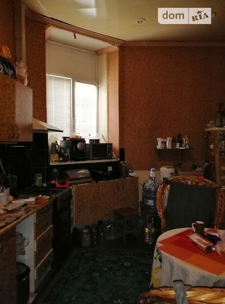 Продаж двокімнатної квартири в Чернівцях на вул. Шолом-Алейхема 15 район Центр фото 1 Продаж двокімнатної квартири в Чернівцях на вул. Шолом-Алейхема 15 район Центр фото 1