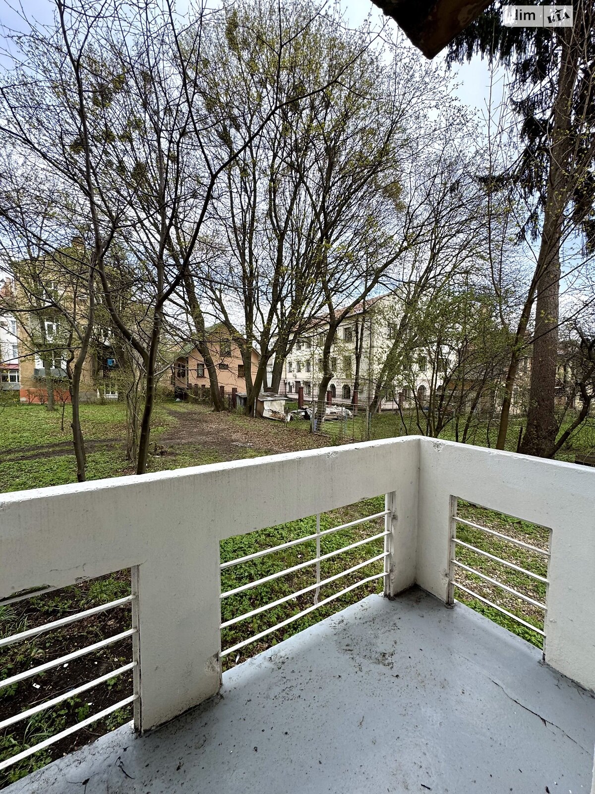 Продаж двокімнатної квартири в Чернівцях, на вул. Томащука Костянтина, район Центр фото 1 Продаж двокімнатної квартири в Чернівцях, на вул. Томащука Костянтина, район Центр фото 1