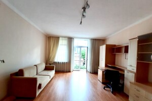 Продажа однокомнатной квартиры в Черновцах, на ул. Украинская, район Центр фото 2