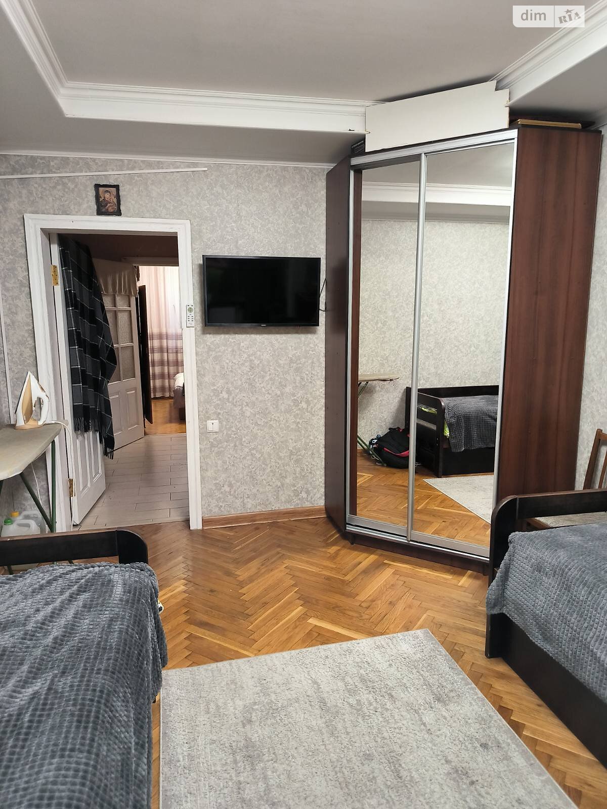 Продаж трикімнатної квартири в Чернівцях, на вул. Південно-Кільцева, район Південно-Кільцева фото 1 Продаж трикімнатної квартири в Чернівцях, на вул. Південно-Кільцева, район Південно-Кільцева фото 1