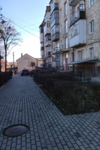 Продаж двокімнатної квартири в Чернівцях, на вул. Кармелюка Устима, фото 2