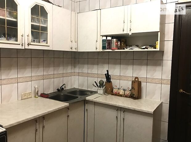 Продажа двухкомнатной квартиры в Черновцах, на ул. Главная район Бульвар Героев Сталинграда фото 1 Продажа двухкомнатной квартиры в Черновцах, на ул. Главная район Бульвар Героев Сталинграда фото 1