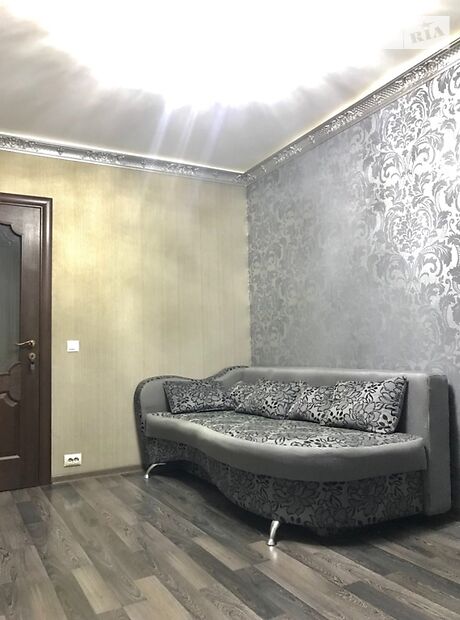 Продажа двухкомнатной квартиры в Черновцах, на ул. Главная район Бульвар Героев Сталинграда фото 1 Продажа двухкомнатной квартиры в Черновцах, на ул. Главная район Бульвар Героев Сталинграда фото 1