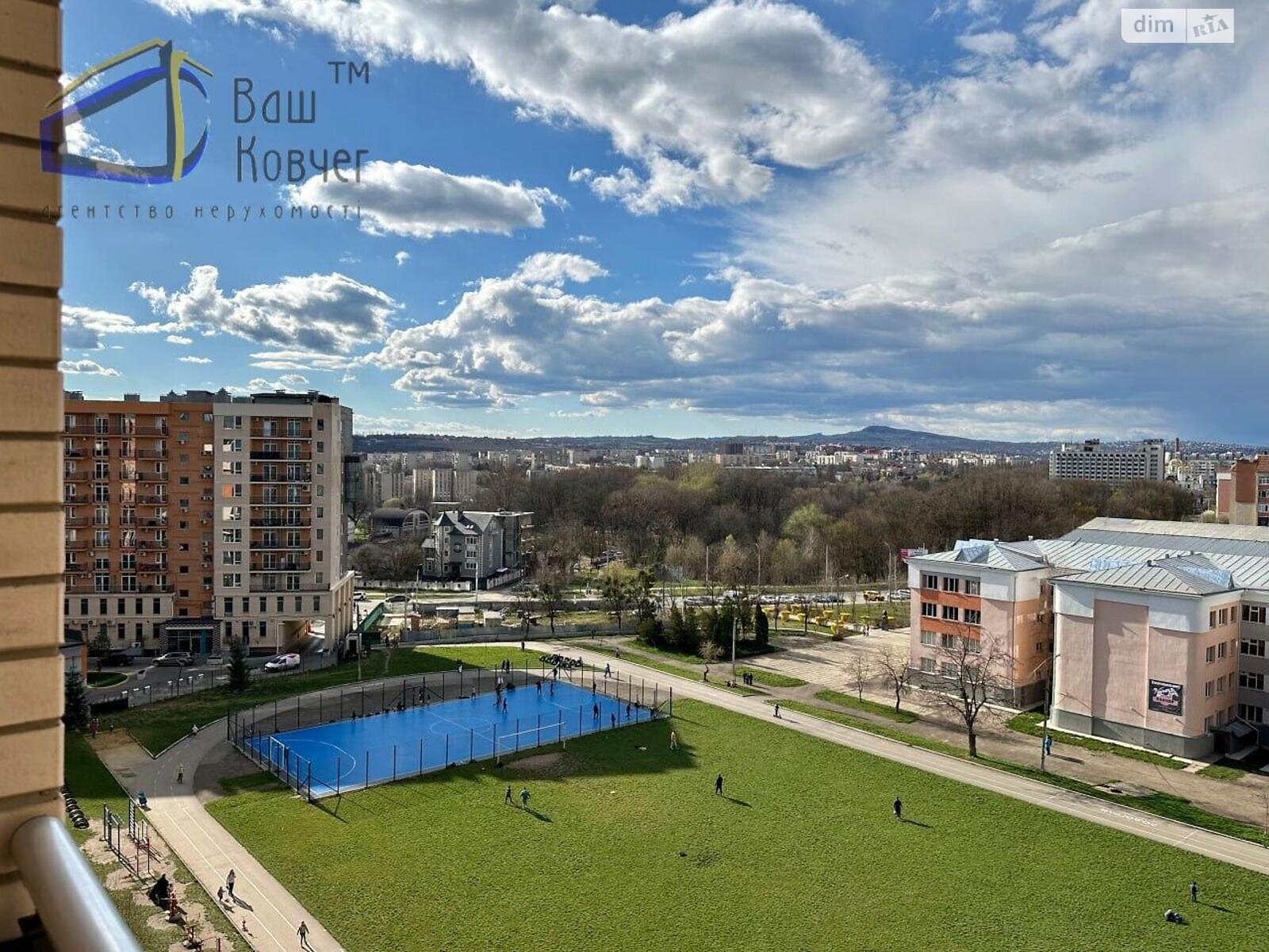 Продаж чотирикімнатної квартири в Чернівцях, на вул. Воробкевича Сидора 31Б, фото 1 Продаж чотирикімнатної квартири в Чернівцях, на вул. Воробкевича Сидора 31Б, фото 1