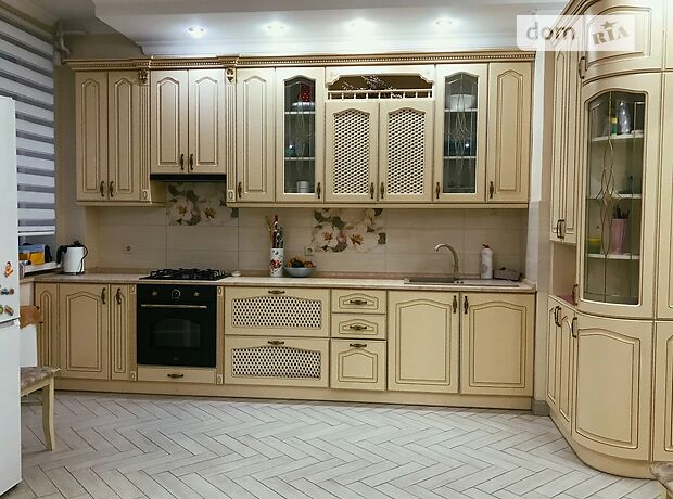 Продажа трехкомнатной квартиры в Черновцах, на ул. Героев Майдана 43в, кв. 1, район Героев Майдана фото 1 Продажа трехкомнатной квартиры в Черновцах, на ул. Героев Майдана 43в, кв. 1, район Героев Майдана фото 1