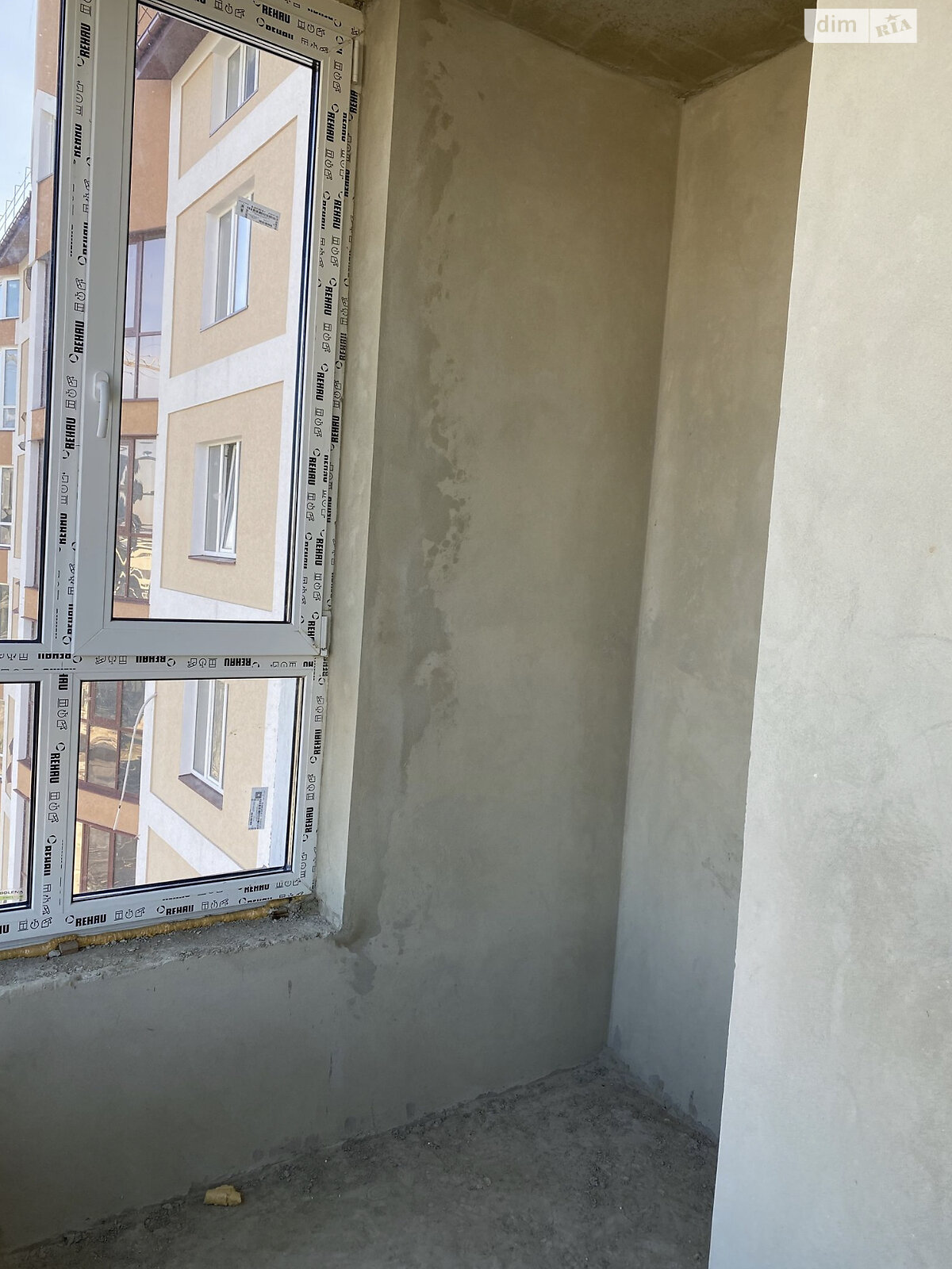 Продажа трехкомнатной квартиры в Черновцах, на ул. Героев Майдана 53, район Героев Майдана фото 1