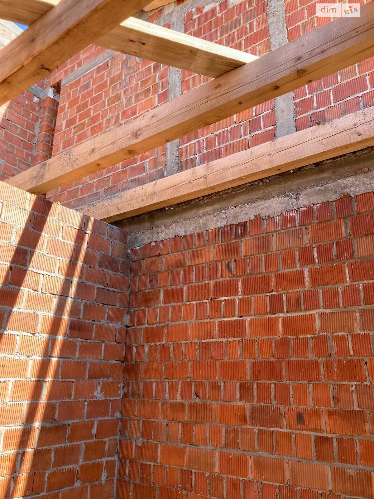 Продажа трехкомнатной квартиры в Черновцах, на ул. Главная, фото 1 Продажа трехкомнатной квартиры в Черновцах, на ул. Главная, фото 1