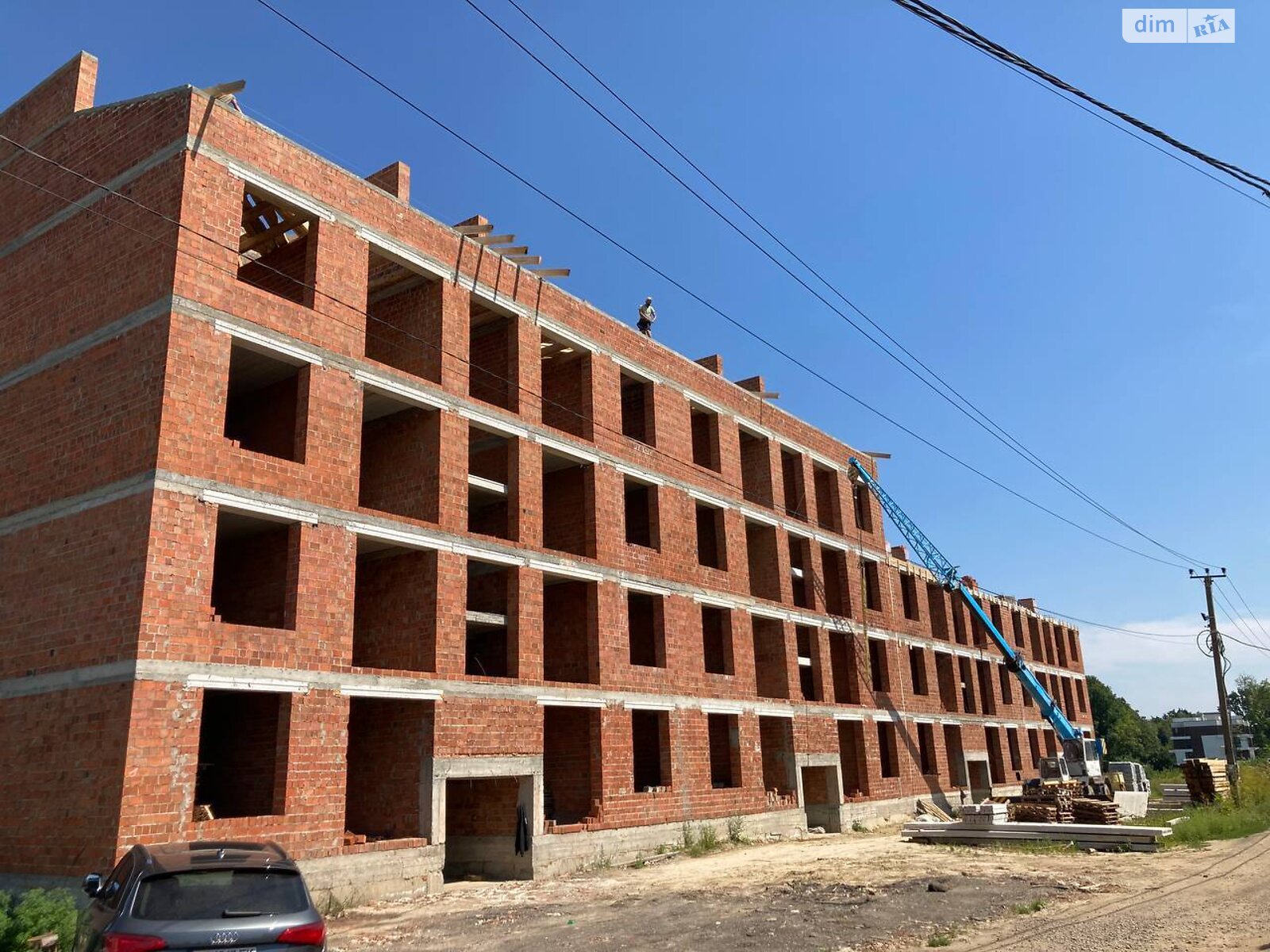 Продажа трехкомнатной квартиры в Черновцах, на ул. Главная, фото 1 Продажа трехкомнатной квартиры в Черновцах, на ул. Главная, фото 1