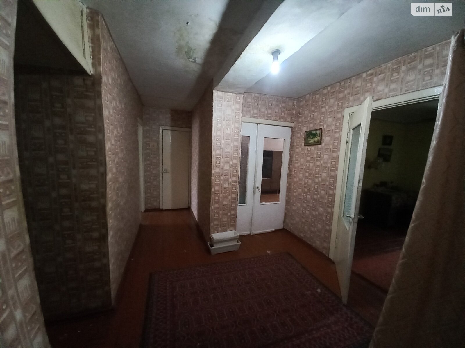 Продаж трикімнатної квартири в Чернівцях, на вул. Залозецького Володимира 113, кв. 48, район Першотравневий фото 1 Продаж трикімнатної квартири в Чернівцях, на вул. Залозецького Володимира 113, кв. 48, район Першотравневий фото 1