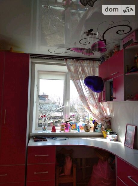 Продажа четырехкомнатной квартиры в Черняхове, на ул. Мельничная 6, район Черняхов фото 1 Продажа четырехкомнатной квартиры в Черняхове, на ул. Мельничная 6, район Черняхов фото 1