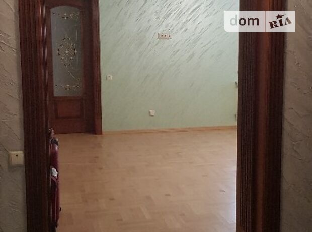 Продажа трехкомнатной квартиры в Черткове, на ул. Шухевича район Чертков фото 1 Продажа трехкомнатной квартиры в Черткове, на ул. Шухевича район Чертков фото 1