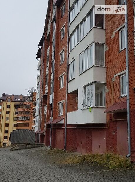 Продажа трехкомнатной квартиры в Черткове, на Монастирська район Чертков фото 1 Продажа трехкомнатной квартиры в Черткове, на Монастирська район Чертков фото 1