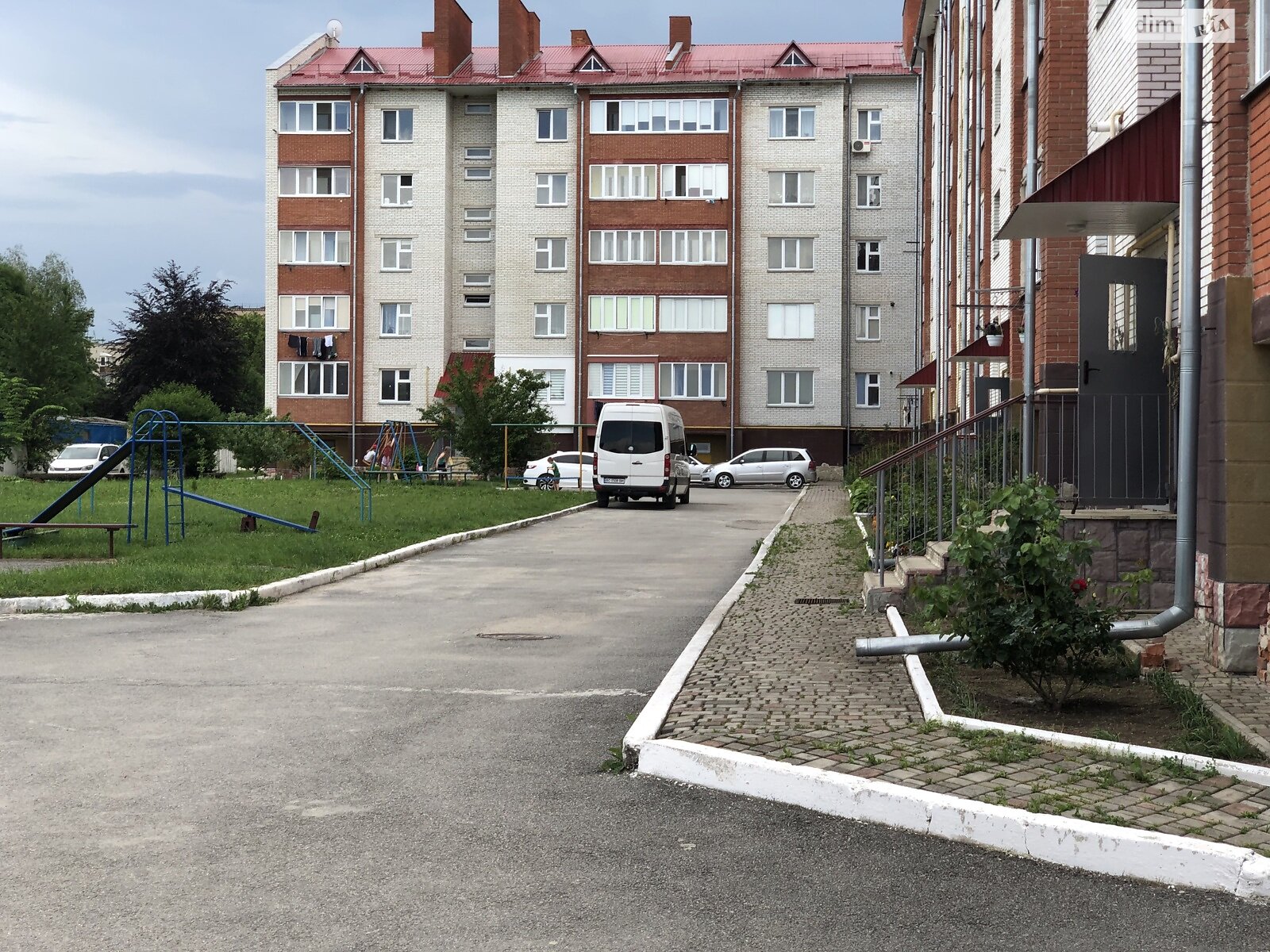 Продажа трехкомнатной квартиры в Черткове, на ул. Сичинского 13, кв. 13, район Кадуб фото 1